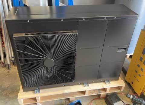 warmtepomp unit in ral kleur gespoten vakwark